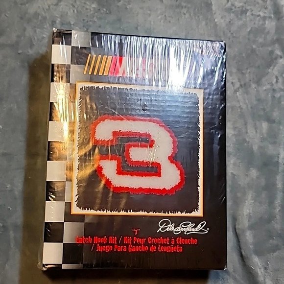 0133. NWTs ~ NASCAR ~ Dale Earnhardt #3 ~ Latch Hook Kit ~ - Picture 1 of 6